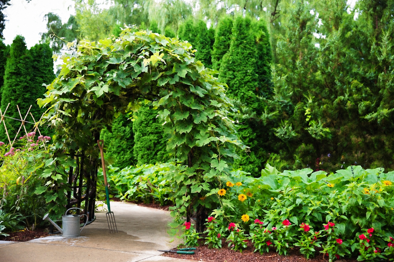 1 Private Gardening